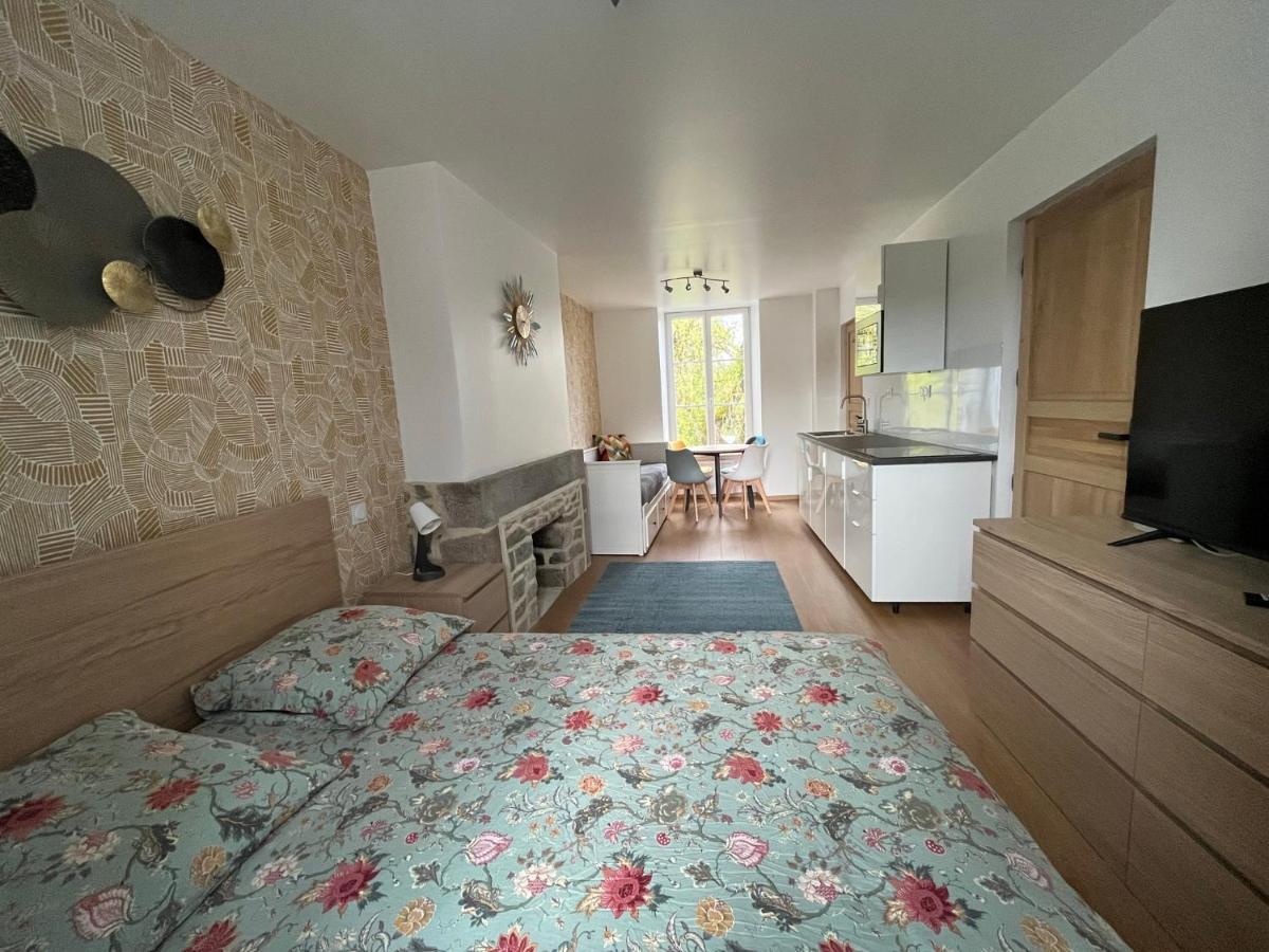 La Maison Des Amis En Normandie Pontfarcy 外观 照片